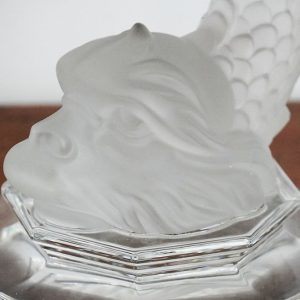 Lampada a delfino Baccarat, in cristallo satinato - Particolare della base satinata