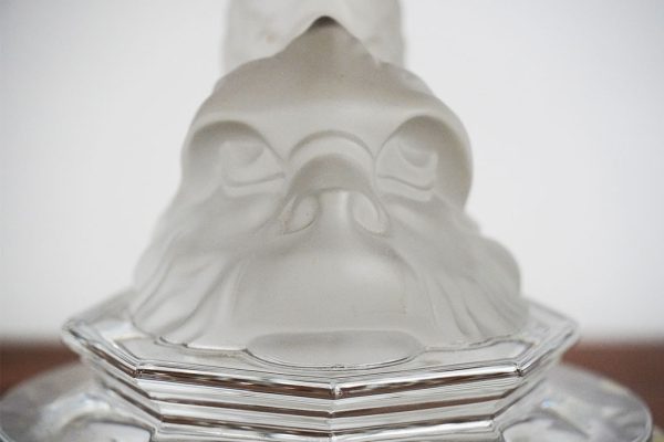 Lampada a delfino Baccarat, in cristallo satinato - Particolare della base satinata