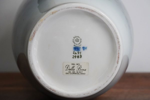 Vaso Royal Copenaghen in porcellana - Base con marchio e numero di serie