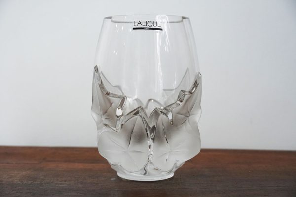 Vaso in cristallo Lalique “Hedera” - Immagine frontale