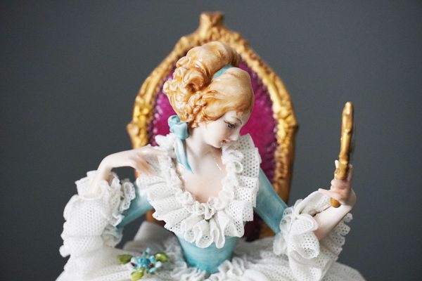 Dama in porcellana di Capodimonte di Giuseppe Cappè - Dettaglio